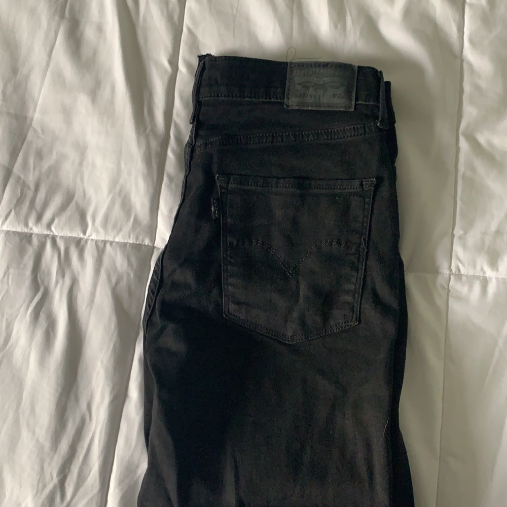 Levi’s 311 shaping skinny size 29